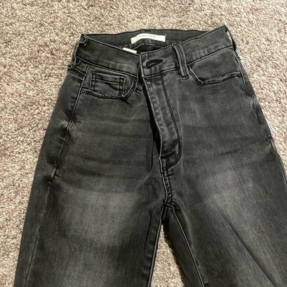 black jeggings